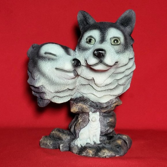 Sculpted 2 Grey Wolf Head Bust Engraved 3 Wolves Figurine Statue Figure - Picture 1 of 12